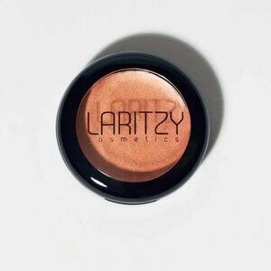 Laritzy Cream Highlighter in Virtue